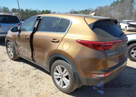 2017 Kia Sportage Lx z USA, uszkodzony, nr VIN KNDPM3AC0H7106531